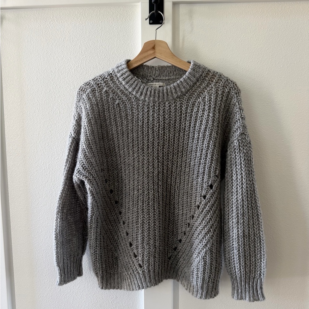 American Eagle Outfitters Gray Crewneck Sweater